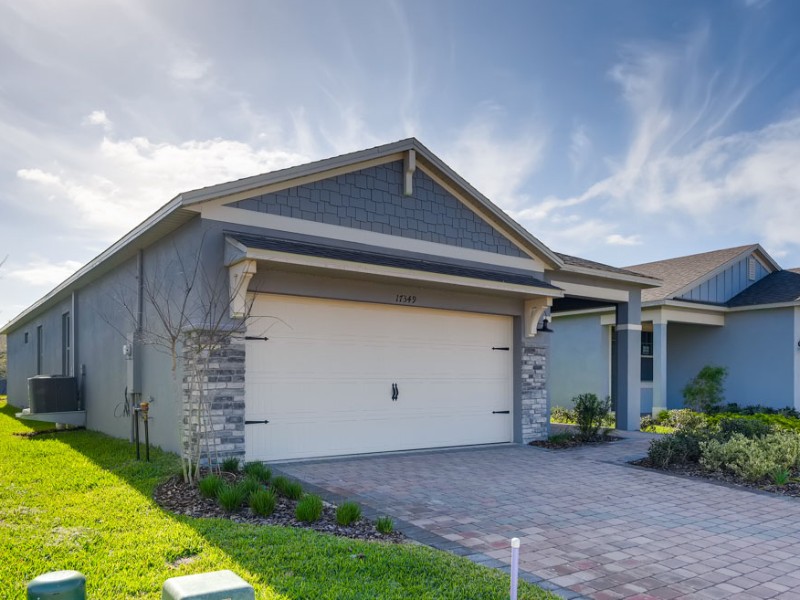 17270 Blazing Star Circle - Florida - Clermont - 34714